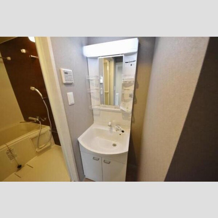 物件内観写真11　(洗面)