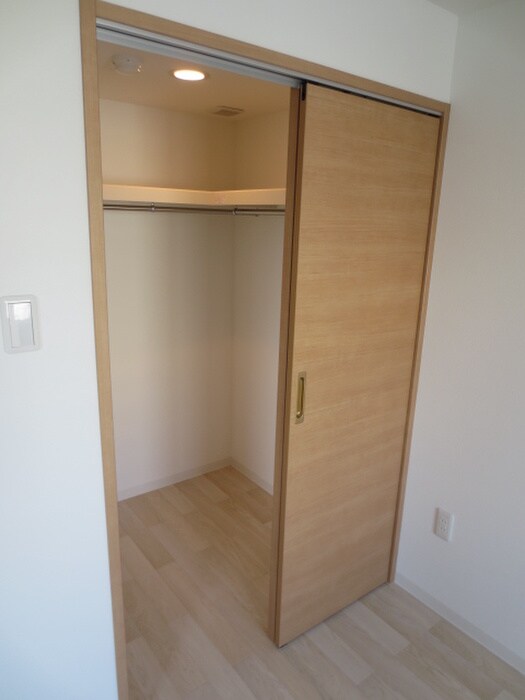物件内観写真10　(収納)