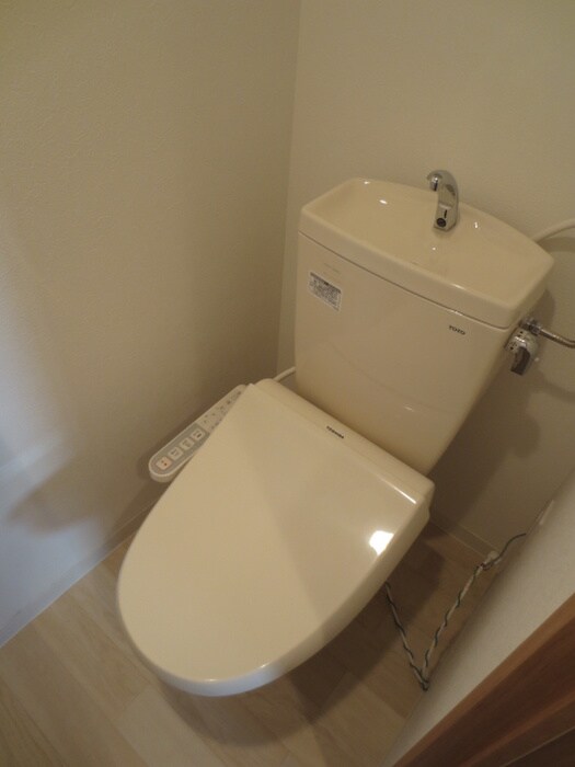 物件内観写真15　(トイレ)