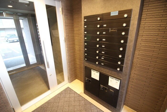 物件外観写真4　(建物設備)