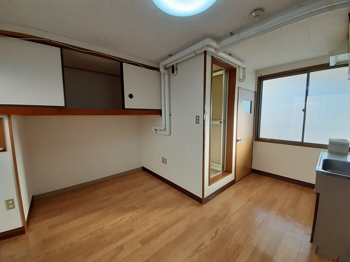 物件内観写真8　(居室)