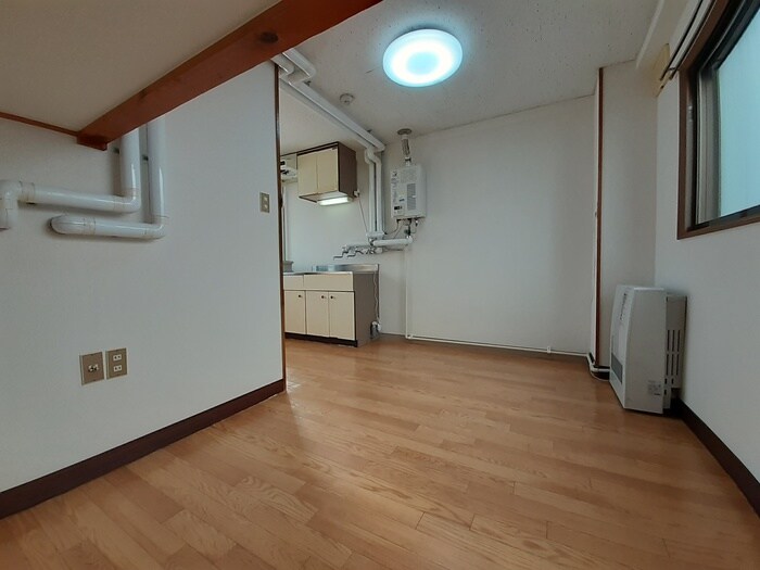 物件内観写真9　(居室)