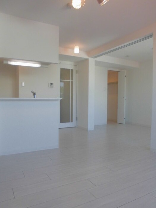 物件内観写真5　(居室)