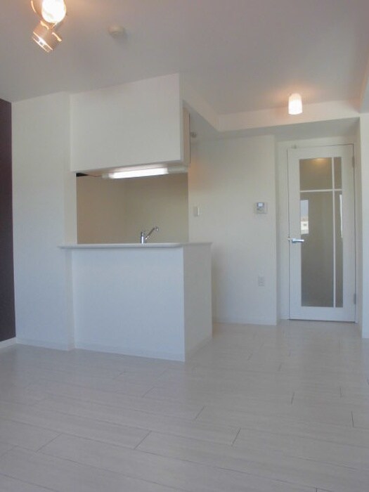 物件内観写真6　(居室)