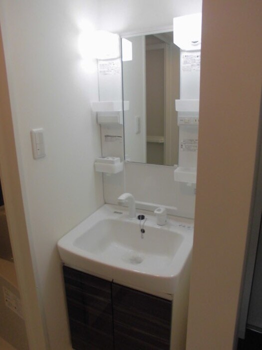 物件内観写真10　(洗面)