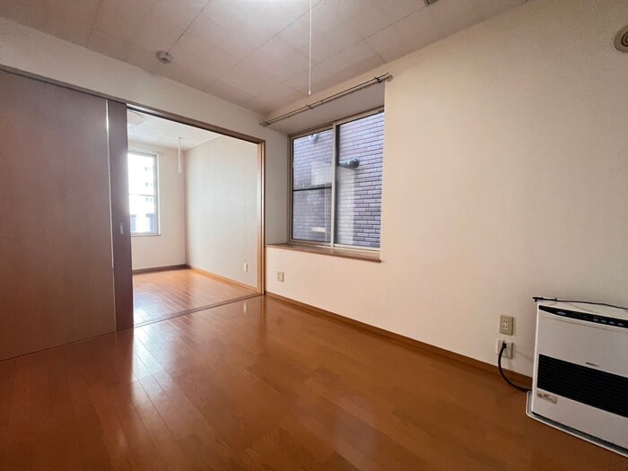 物件内観写真10　(居室)