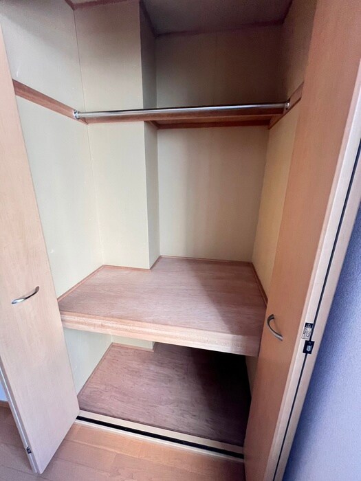 物件内観写真11　(収納)