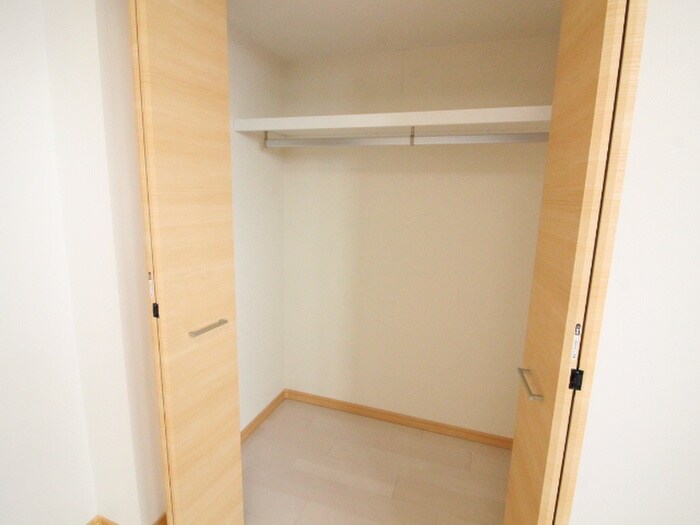 物件内観写真11　(収納)