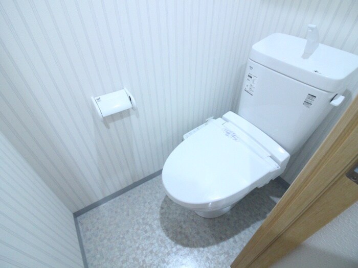 物件内観写真15　(トイレ)