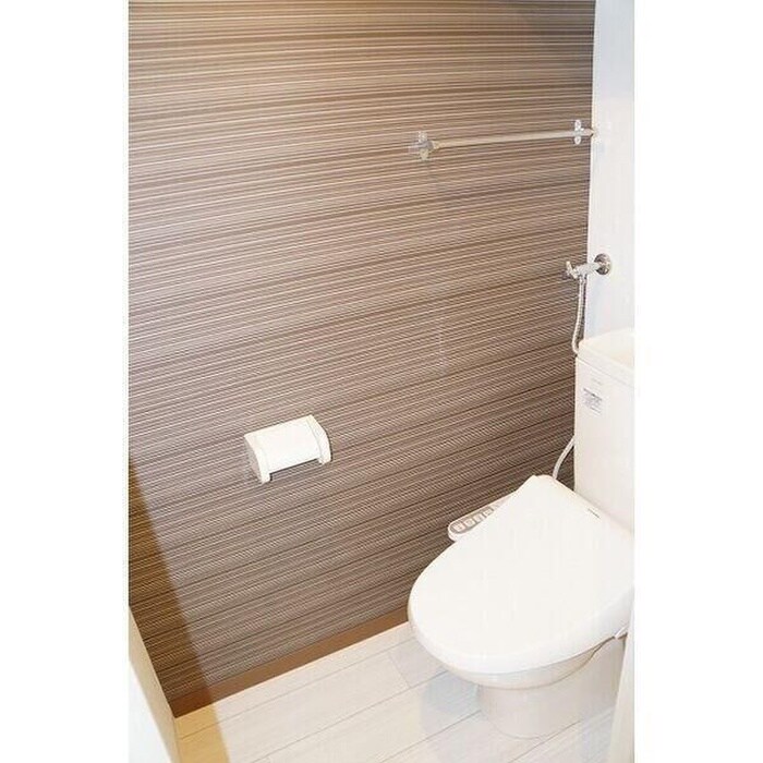 物件内観写真11　(トイレ)