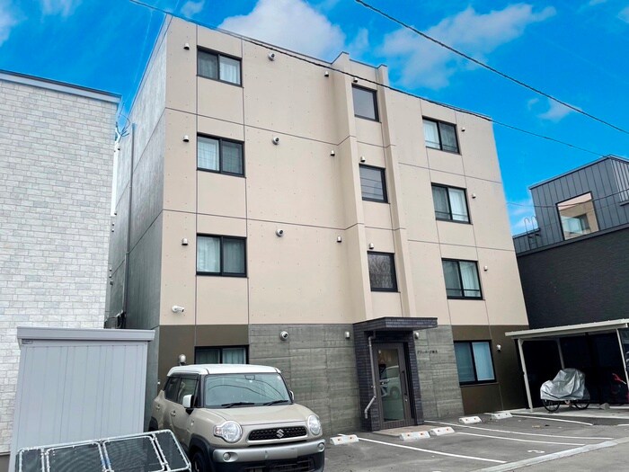 物件外観写真1　(外観写真)