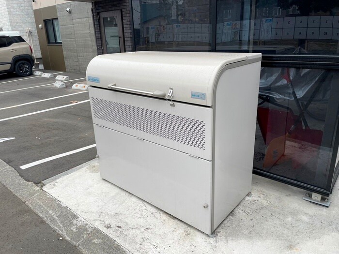 物件外観写真4　(建物設備)