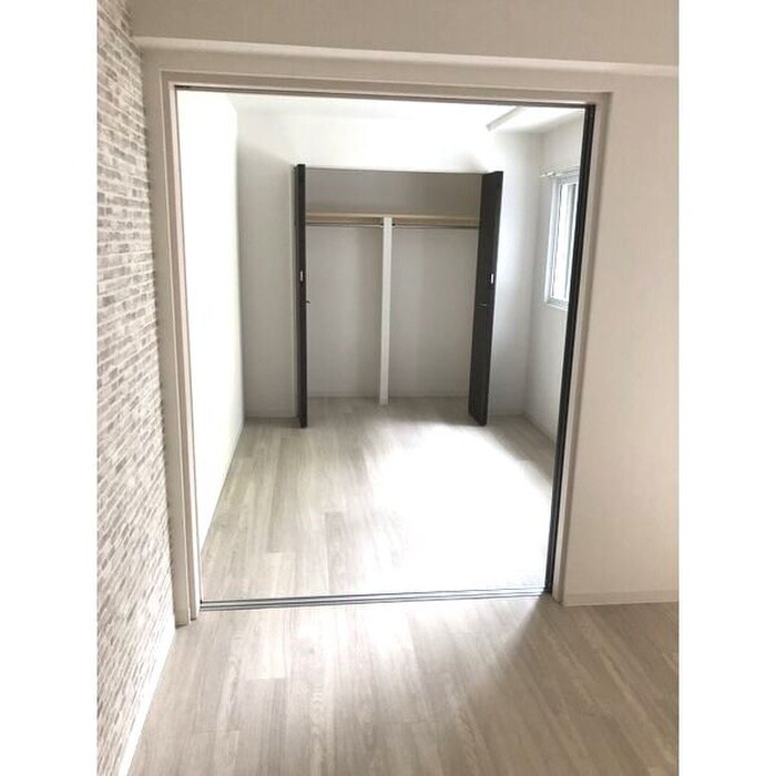 物件内観写真10　(居室)