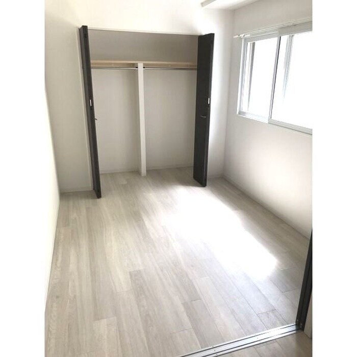 物件内観写真11　(収納)