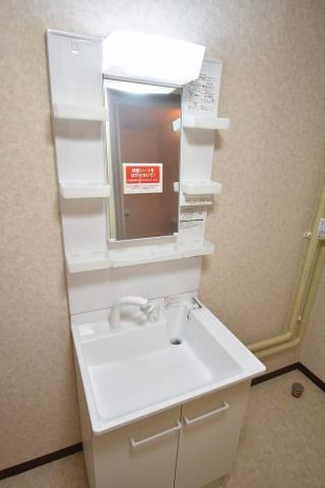 物件内観写真9　(洗面)