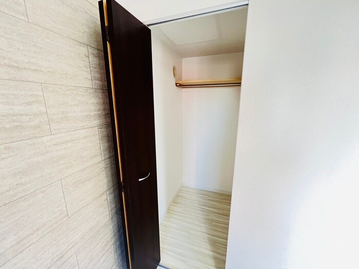 物件内観写真15　(収納)