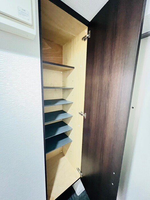 物件内観写真17　(靴箱)