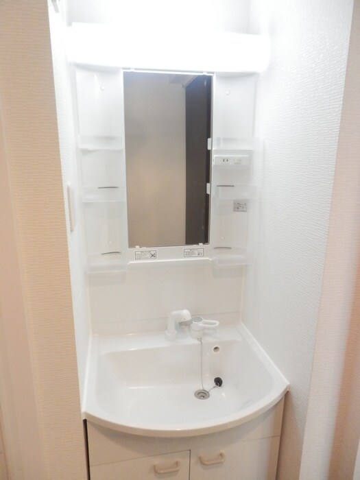 物件内観写真12　(洗面)