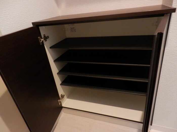 物件内観写真15　(靴箱)