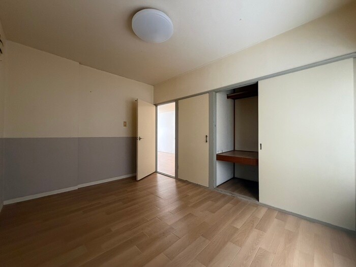 物件内観写真13　(居室)