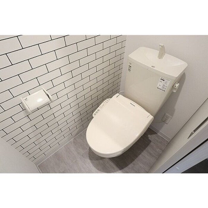 物件内観写真14　(トイレ)