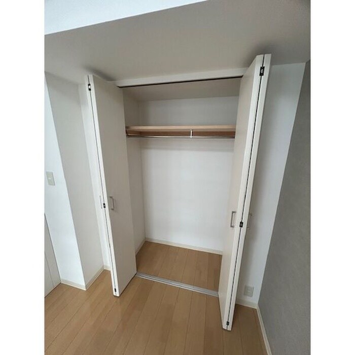 物件内観写真11　(収納)