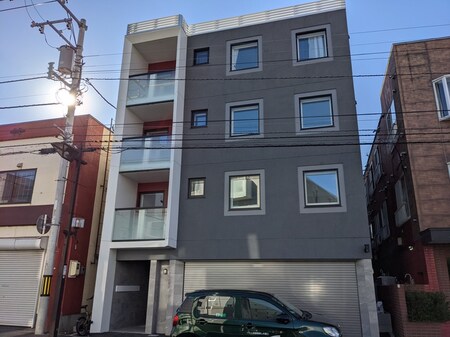 リュクス平岸外観写真