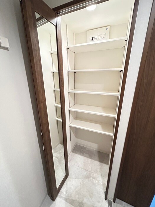 物件内観写真17　(靴箱)