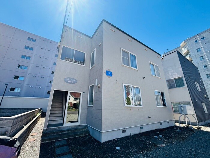 物件外観写真1　(外観写真)