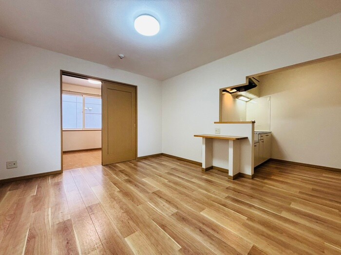 物件内観写真9　(居室)