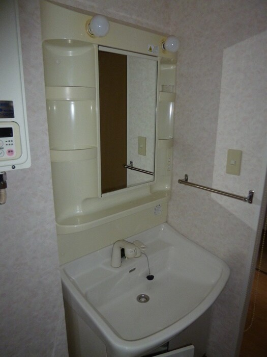 物件内観写真12　(洗面)