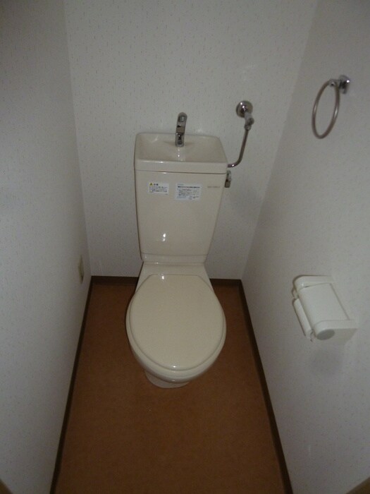 物件内観写真14　(トイレ)