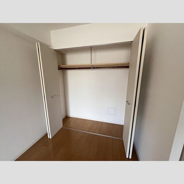 物件内観写真15　(収納)