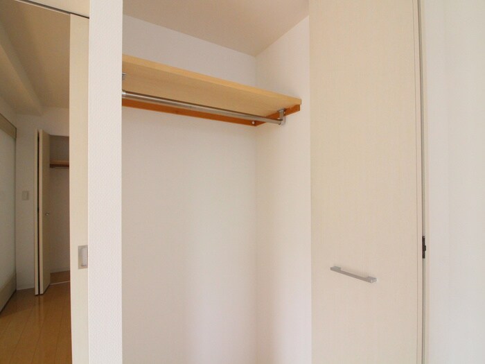 物件内観写真15　(収納)
