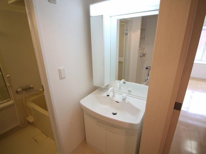 物件内観写真17　(洗面)