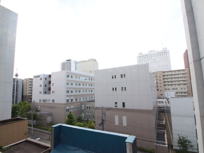 物件内観写真18　(室内からの展望)