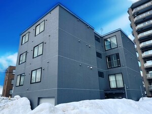 エルフィ－ネ平岸外観写真