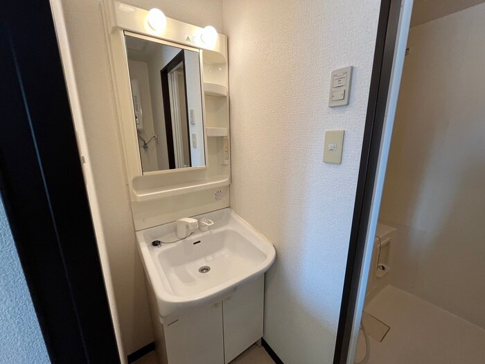 物件内観写真13　(洗面)