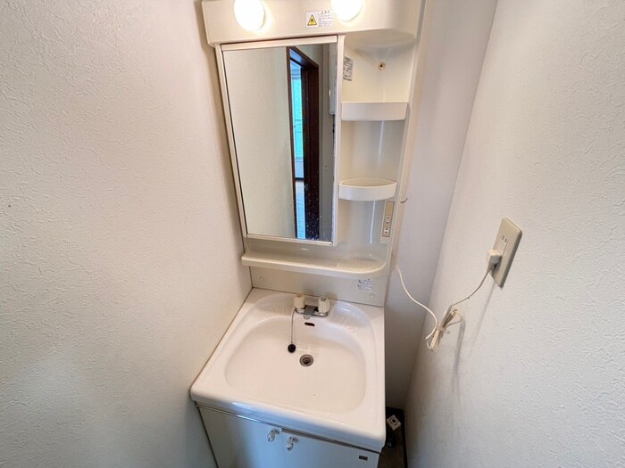 物件内観写真16　(洗面)