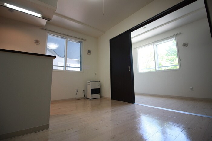 物件内観写真10　(居室)