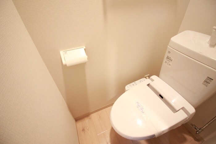 物件内観写真13　(トイレ)