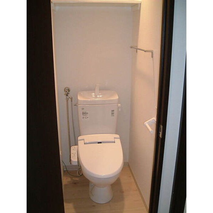 物件内観写真14　(トイレ)