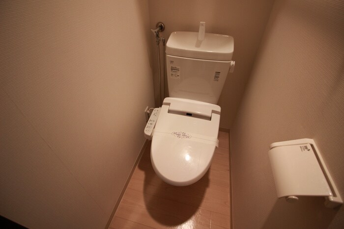 物件内観写真15　(トイレ)