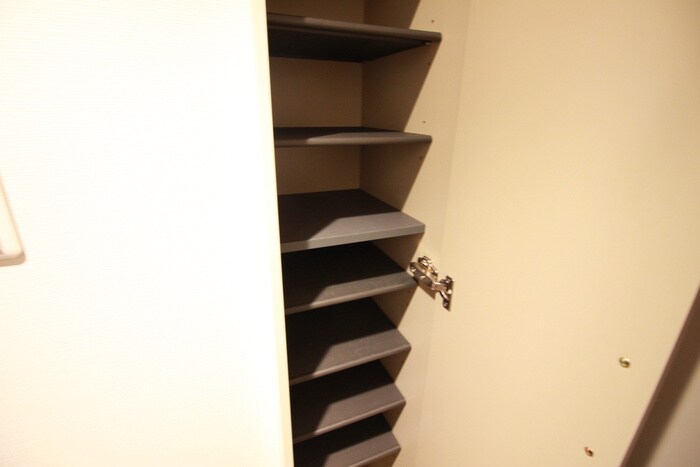 物件内観写真17　(靴箱)