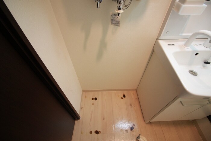 物件内観写真20　(洗濯機置場)