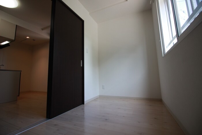 物件内観写真22　(居室)