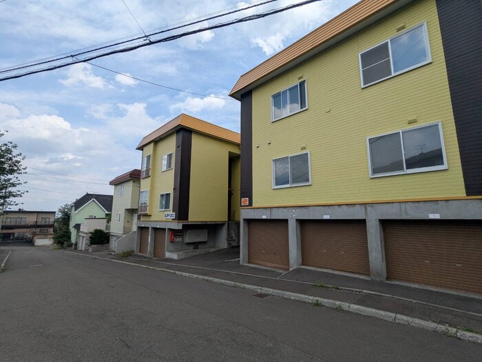 物件外観写真1　(外観写真)