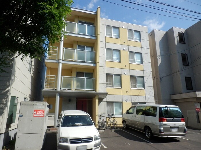 物件外観写真2　(外観写真)