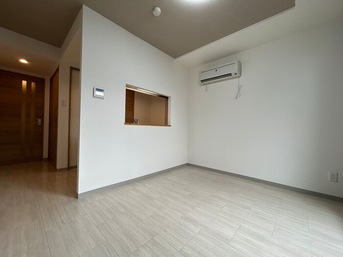 物件内観写真6　(居室)