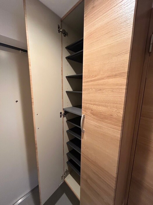 物件内観写真16　(靴箱)